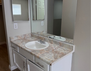 5188 Garden Lane - Photo Thumbnail 39