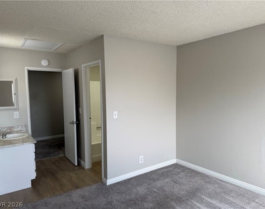 5188 Garden Lane - Photo Thumbnail 31