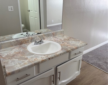 5188 Garden Lane - Photo Thumbnail 38