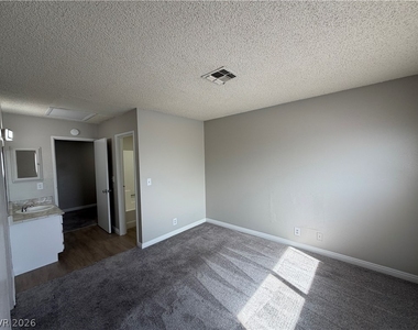 5188 Garden Lane - Photo Thumbnail 32