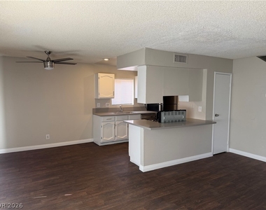 5188 Garden Lane - Photo Thumbnail 15