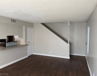 5188 Garden Lane - Photo Thumbnail 16