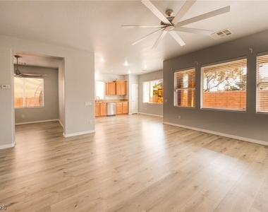 8253 Arden Landing Place - Photo Thumbnail 12