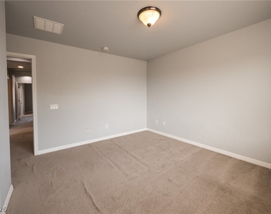 8253 Arden Landing Place - Photo Thumbnail 38