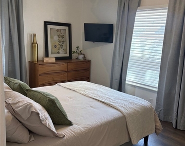 611 Bell Drive - Photo Thumbnail 15
