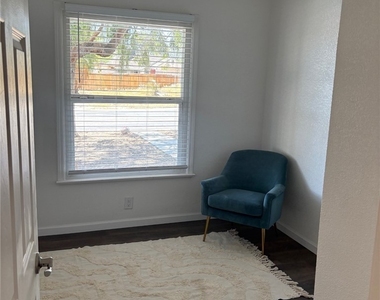 611 Bell Drive - Photo Thumbnail 16