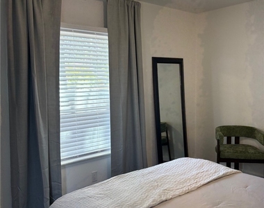 611 Bell Drive - Photo Thumbnail 14
