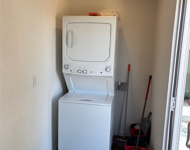 611 Bell Drive - Photo Thumbnail 10