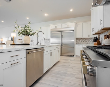 322 Natoire Court - Photo Thumbnail 10