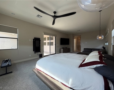 66 Pristine Glen Street - Photo Thumbnail 7