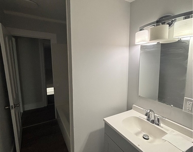622-632 Lewis Street - Photo Thumbnail 4