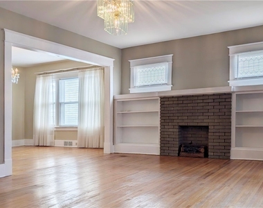 88 Commonwealth Avenue - Photo Thumbnail 1