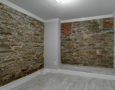 345 West 53rd Street - Photo Thumbnail 2
