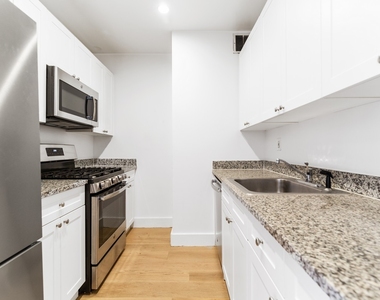 50 Murray Street - Photo Thumbnail 2