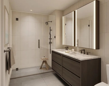 280 East Houston Street - Photo Thumbnail 3