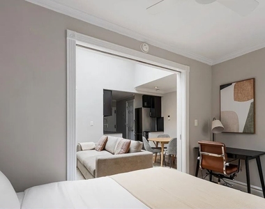 120 Christopher Street - Photo Thumbnail 3