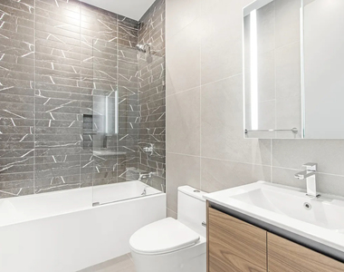 368 Leonard Street - Photo Thumbnail 6