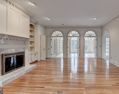 1000 Grayson Parkway - Photo Thumbnail 5