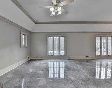 1000 Grayson Parkway - Photo Thumbnail 27