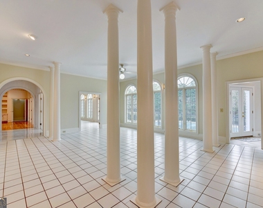 1000 Grayson Parkway - Photo Thumbnail 16