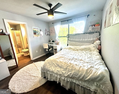 211 North Avenue - Photo Thumbnail 12