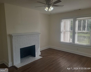 209 W Moore Street - Photo Thumbnail 1