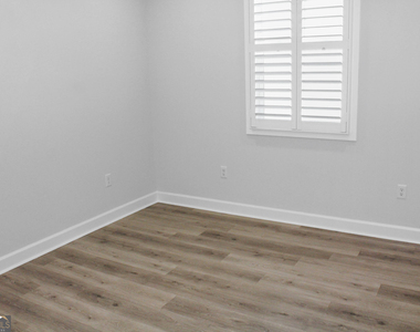 905 Wayne Street - Photo Thumbnail 21