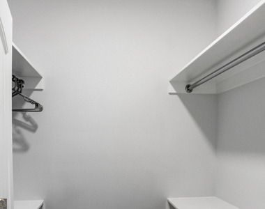 905 Wayne Street - Photo Thumbnail 15