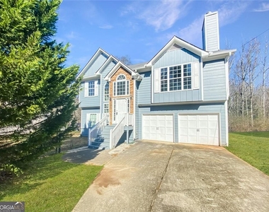 1068 S Gordon Road - Photo Thumbnail 1