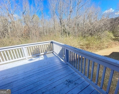 1068 S Gordon Road - Photo Thumbnail 16