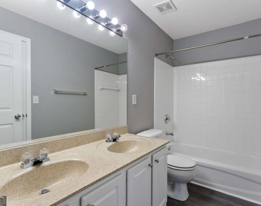 6250 Whirlaway Drive - Photo Thumbnail 12