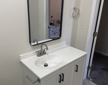 6250 Whirlaway Drive - Photo Thumbnail 18