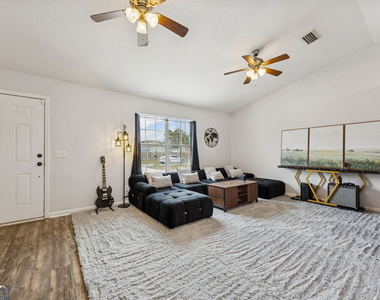 149 Aidan Court - Photo Thumbnail 4