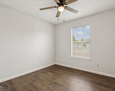 149 Aidan Court - Photo Thumbnail 13