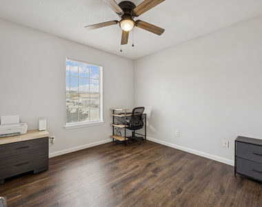 149 Aidan Court - Photo Thumbnail 11