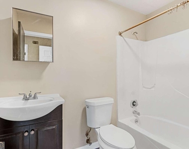 217 Tanglewood Drive - Photo Thumbnail 12