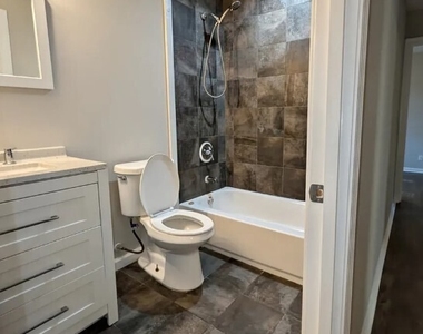 537 Eastside Drive - Photo Thumbnail 13