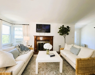 370 Macarthur Avenue - Photo Thumbnail 5
