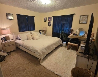 290 N Main Street - Photo Thumbnail 2