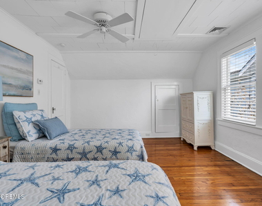 111 Chicago Boulevard - Photo Thumbnail 28