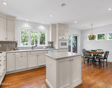 111 Chicago Boulevard - Photo Thumbnail 14