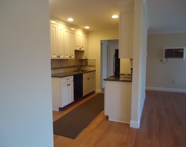 142 Cross Slope Court - Photo Thumbnail 8
