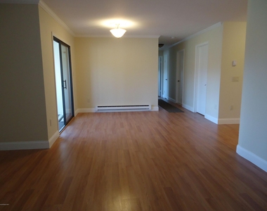 142 Cross Slope Court - Photo Thumbnail 14