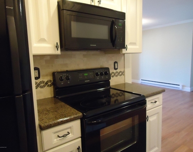 142 Cross Slope Court - Photo Thumbnail 3