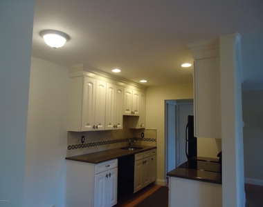 142 Cross Slope Court - Photo Thumbnail 7