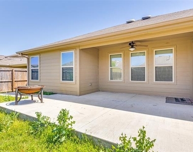 520 Pollyann Trail - Photo Thumbnail 22