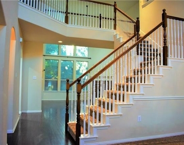 3821 Sandlin Street - Photo Thumbnail 6
