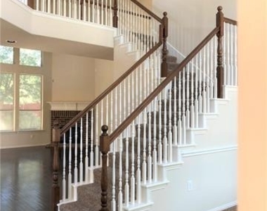 3821 Sandlin Street - Photo Thumbnail 7