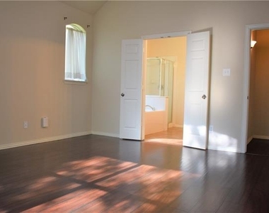 3821 Sandlin Street - Photo Thumbnail 19