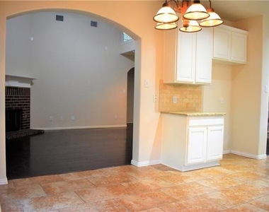 3821 Sandlin Street - Photo Thumbnail 18